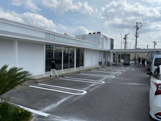 愛知県　日進市　クリニック駐車場　塗り替え工事